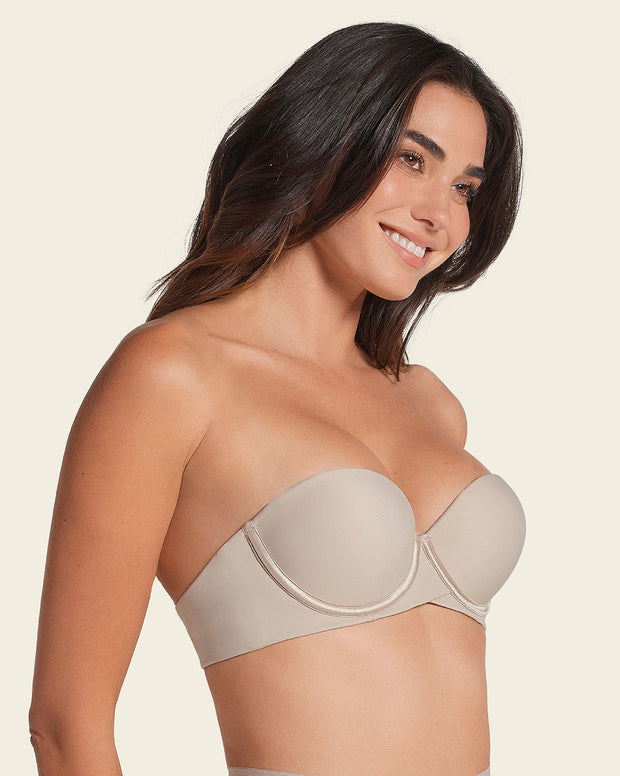 Brasier strapless Magic Up de doble realce que aumenta dos tallas de copa