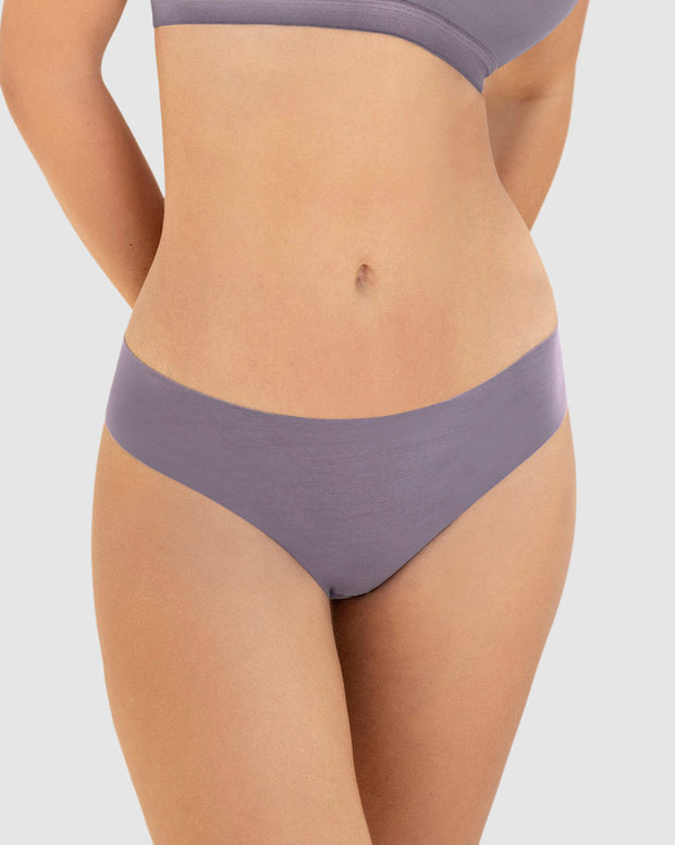 Panty brasilera invisible ultraplano sin elásticos y de pocas costuras