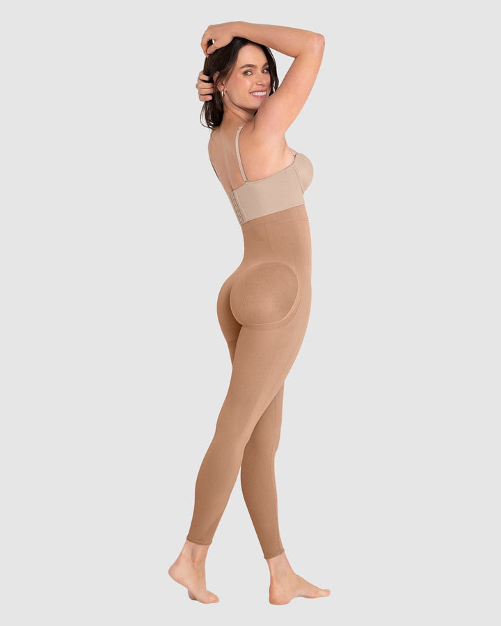 Panty faja invisible de tiro alto levanta cola