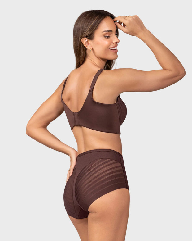 Panty faja clásico con control moderado de abdomen y bandas en tul