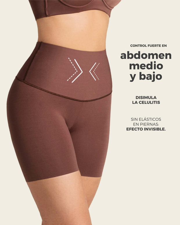 Short de compresión de abdomen y cintura que disimula la celulitis