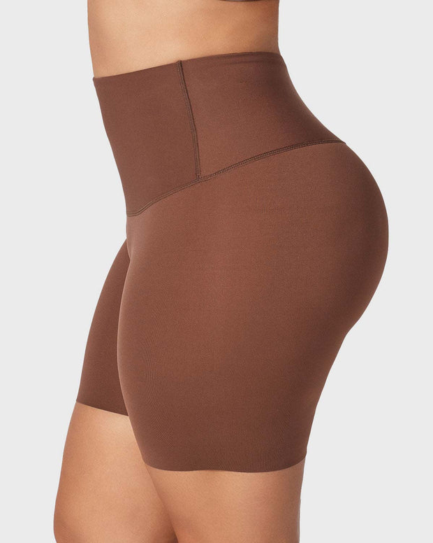 Short de control de abdomen y cintura que disimula la celulitis