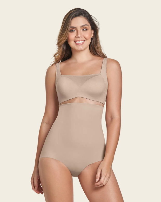Panty faja de tiro alto con control moderado en abdomen y espalda