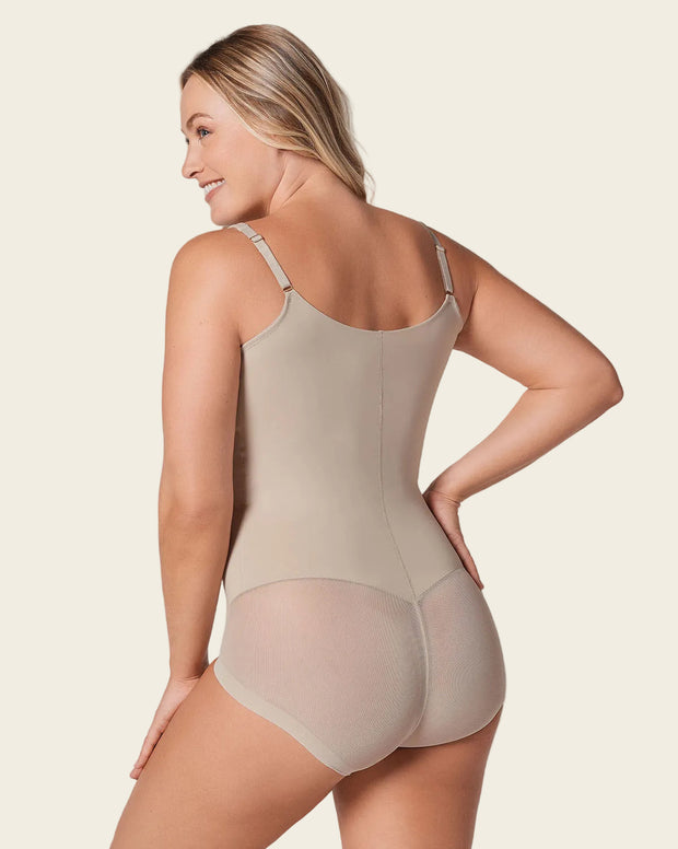 Body de control suave y copas con arco