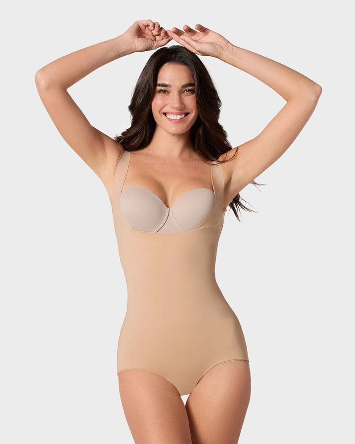 Body faja moldeador de aspecto invisible en glúteos