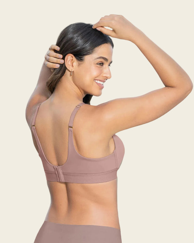Brasier tipo top ultraliviano con copas internas fijas