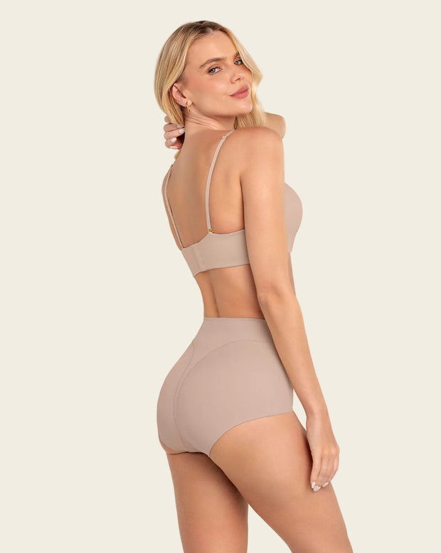 Panty clásico de compresión y tiro alto
