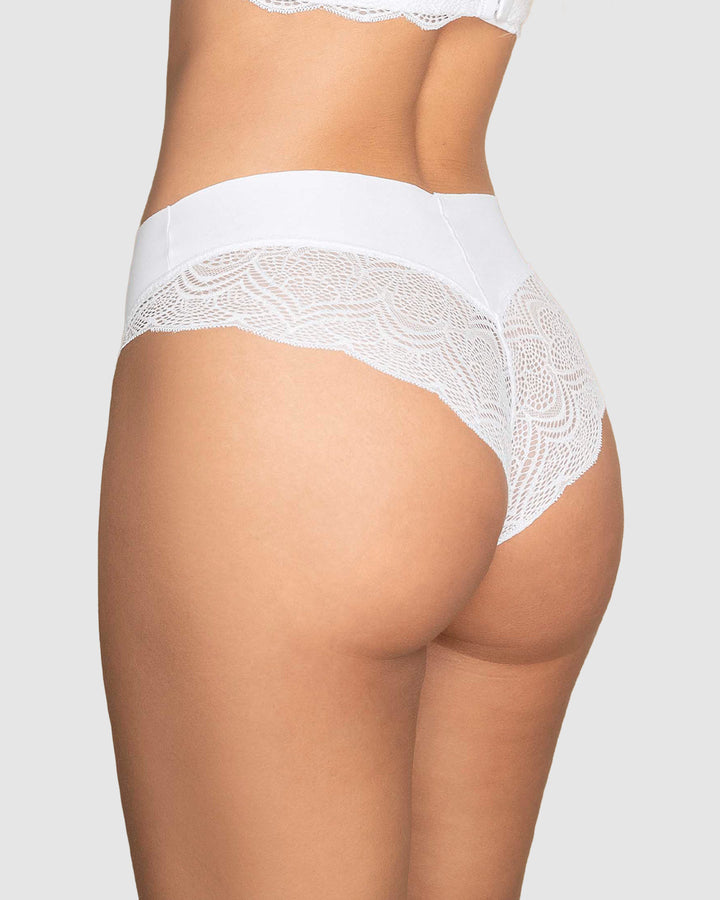 Cachetero tiro alto, liso y SmartLace®