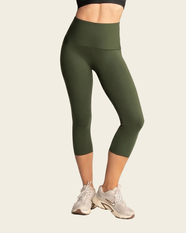 Capri deportivo tiro alto con control de abdomen