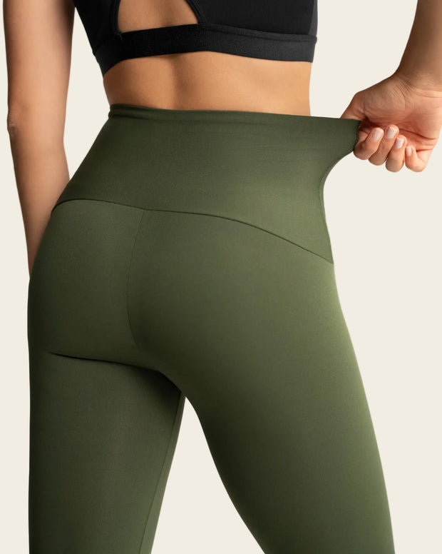 Capri deportivo tiro alto con control de abdomen