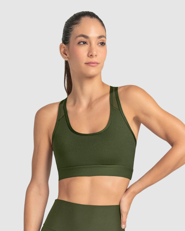 Top deportivo con espalda atlética en material de secado rápido