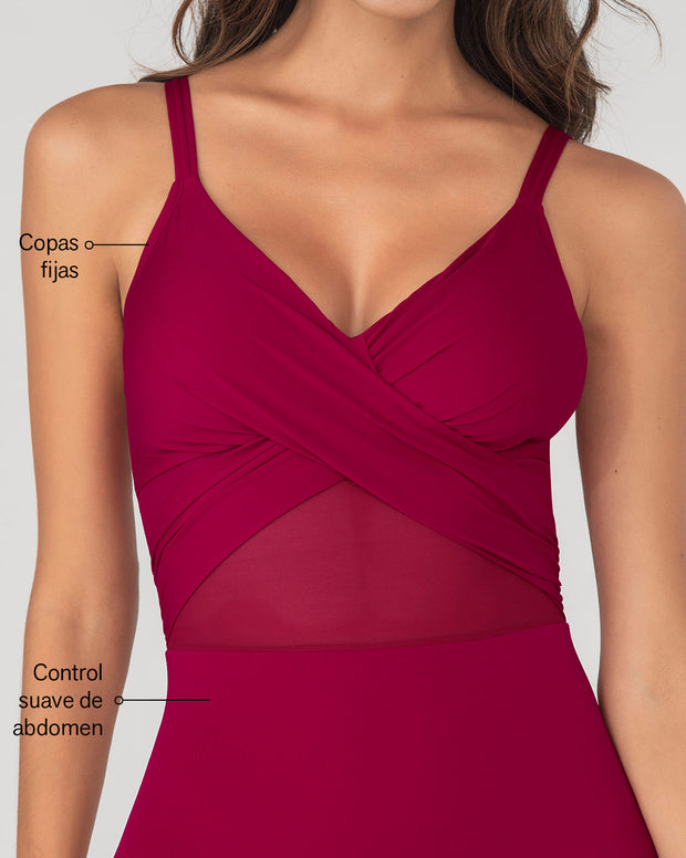 Traje de baño entero de compresión suave en abdomen y drapeado en escote
