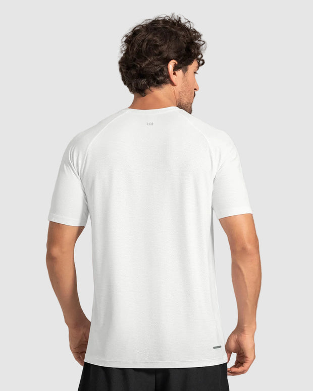Camiseta deportiva con tela texturizada y transpirable