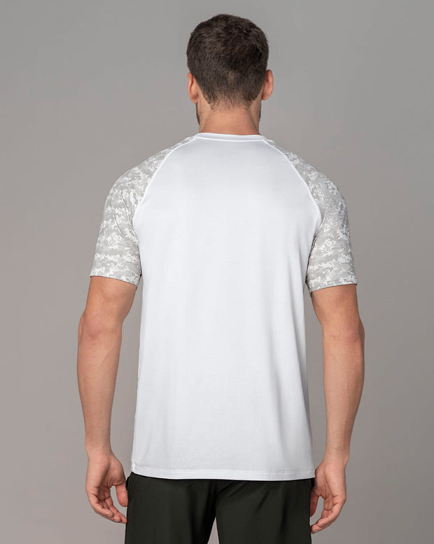 Camiseta deportiva con tela texturizada y transpirable
