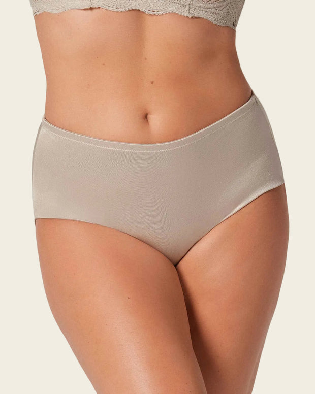 Panty clásico de compresión firme con efecto levantacolas