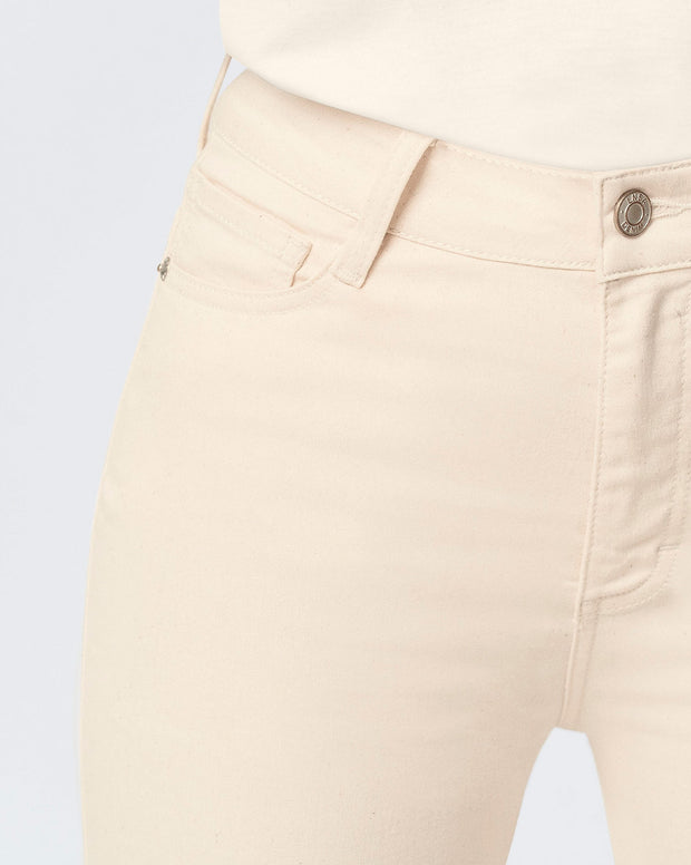 Jeans skinny esenciales para mujer