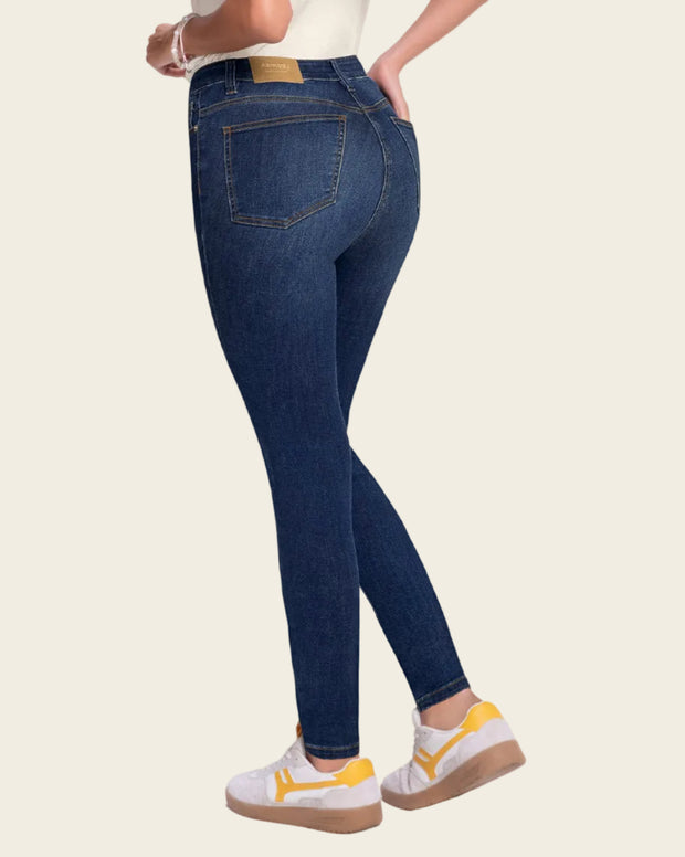 Jeans skinny esenciales para mujer