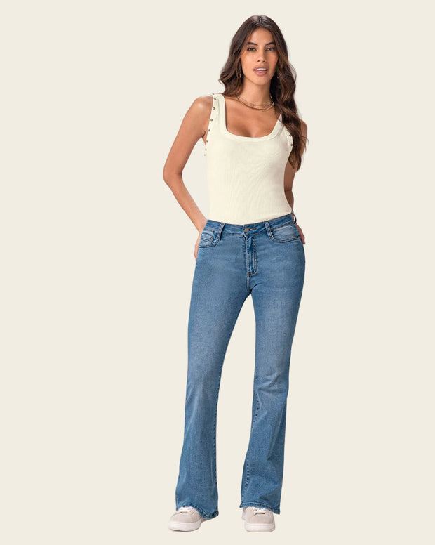 Jean levanta glúteos bota flare