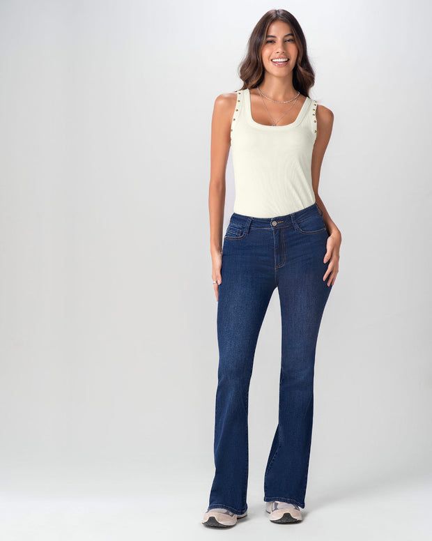 Jean levanta glúteos bota flare