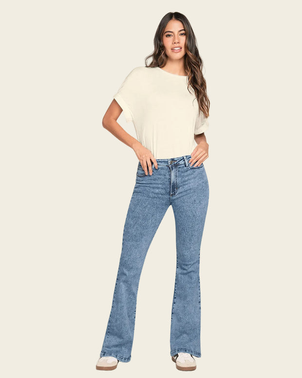 Jean levanta glúteos bota flare