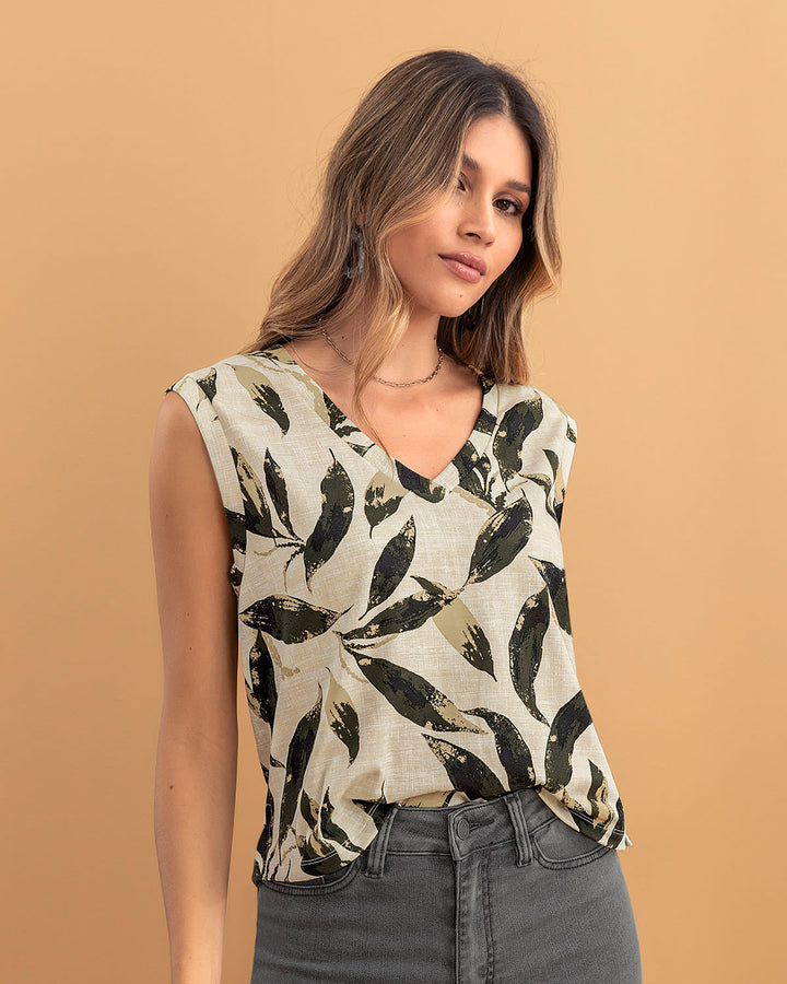 Camiseta manga sisa con estampado tropical