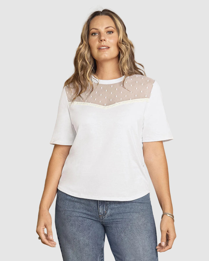 Camiseta manga corta con detalle en transparencia