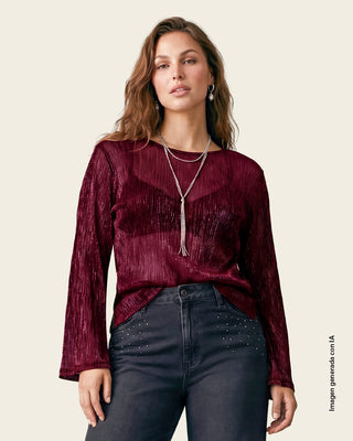 Camiseta-manga-larga-con-brillo-y-textura#color_349-vino