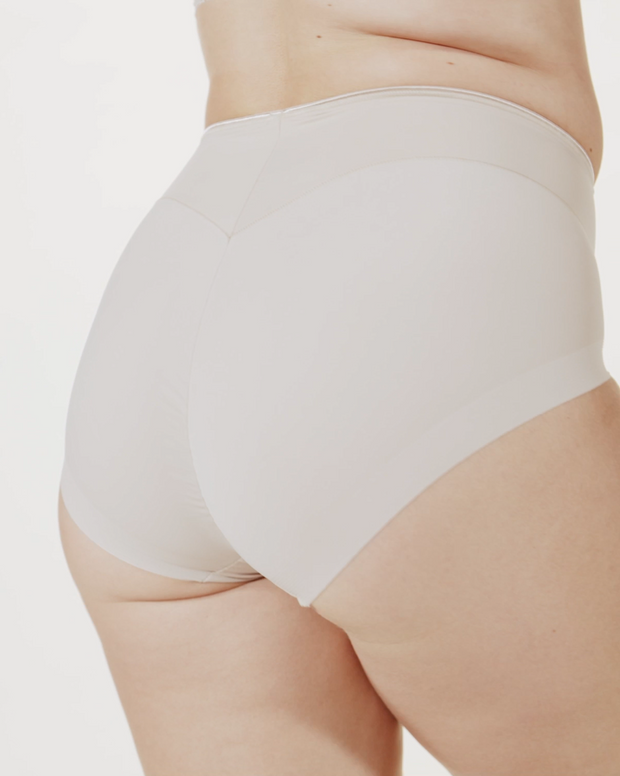 Panty clásico invisible