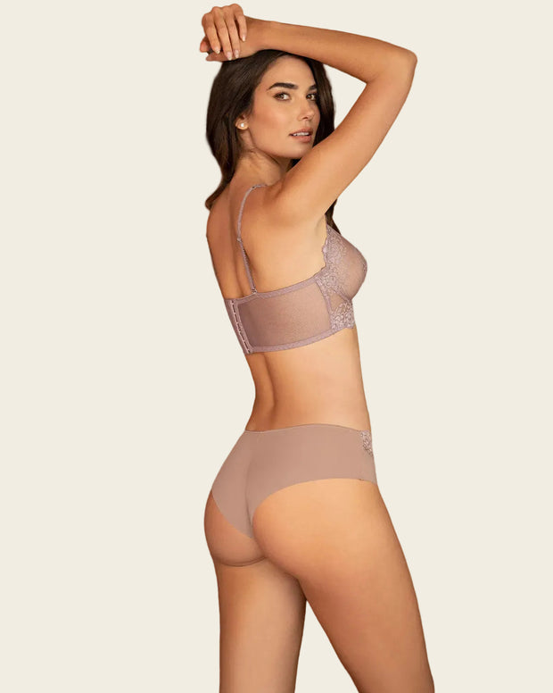 Brasier tipo bralette en encaje y transparencias