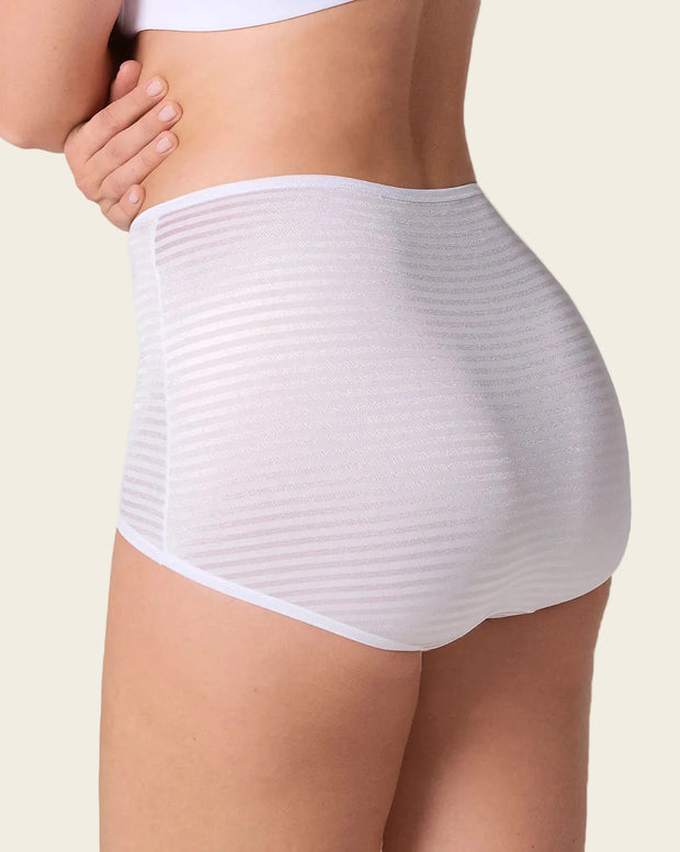 Panty clásico con máximo cubrimiento