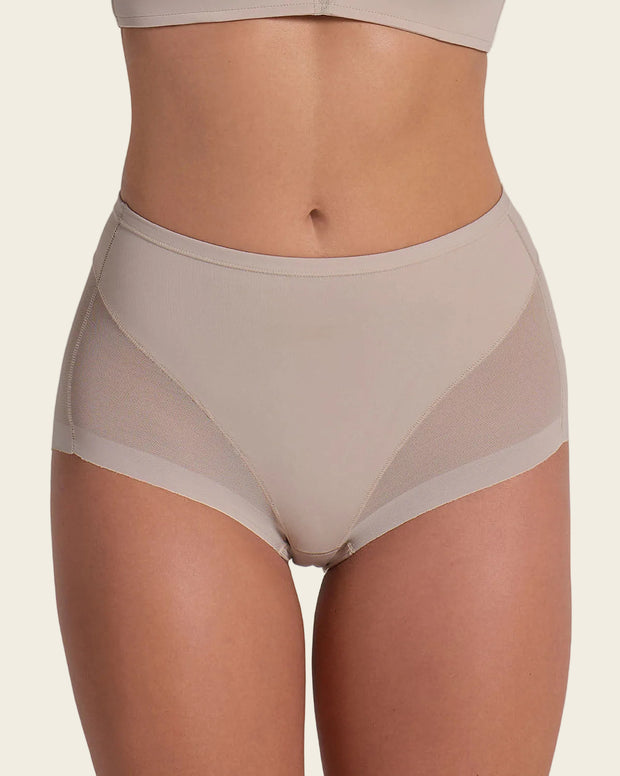 Panty clásico invisible con tul