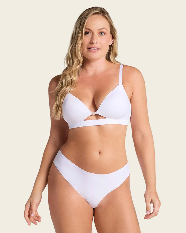 Panty brasilera invisible ultraplano sin elásticos y de pocas costuras