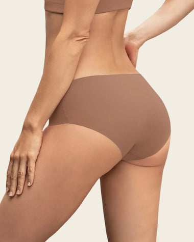 Panty hípster invisible ultraplano sin elásticos y de pocas costuras#color_640-cafe-oscuro