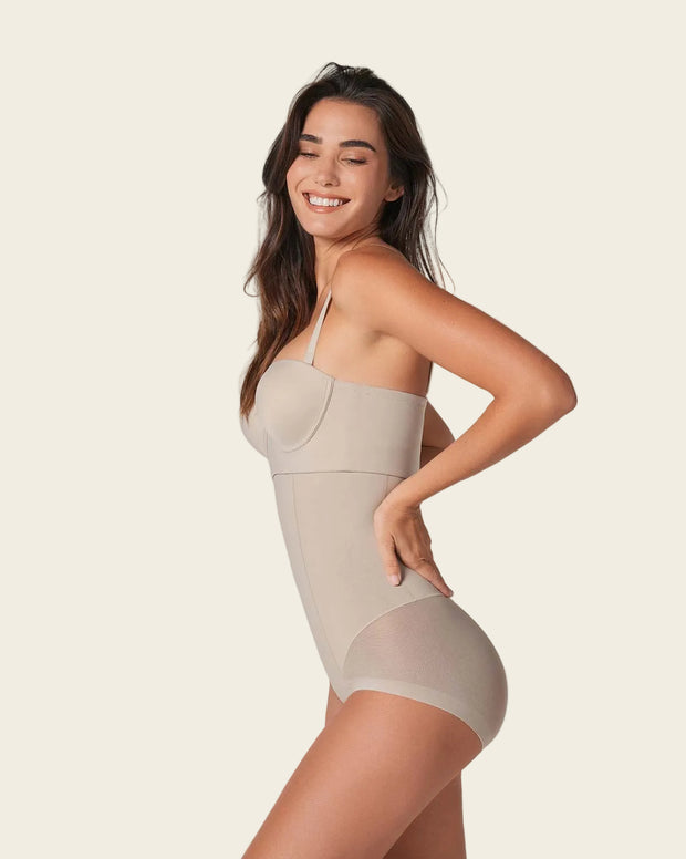 Panty faja de tiro alto y compresión de abdomen invisible en glúteos
