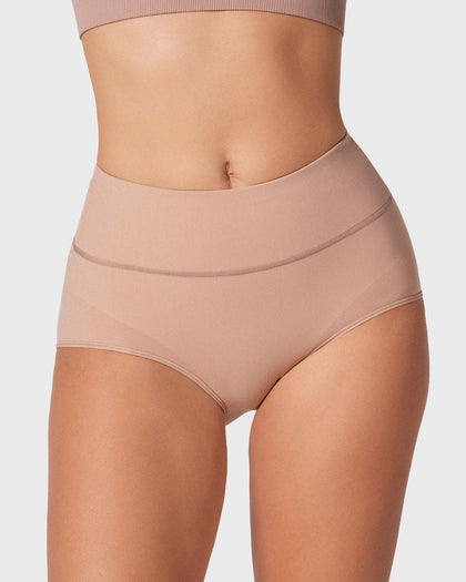 Panty faja de compresión moderada tiro alto en SkinFuse®#color_852-cafe-medio