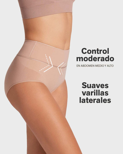 Panty faja de compresión moderada tiro alto en SkinFuse®#color_852-cafe-medio