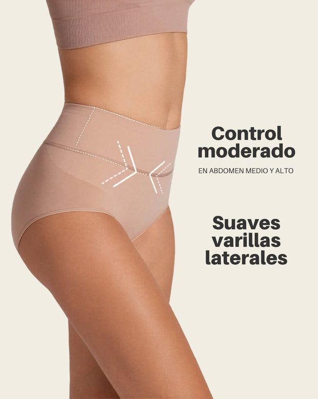 Panty faja de compresión moderada tiro alto en SkinFuse®