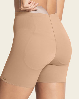 Short de control con almohadillas removibles levanta glúteos#color_801-cafe-medio
