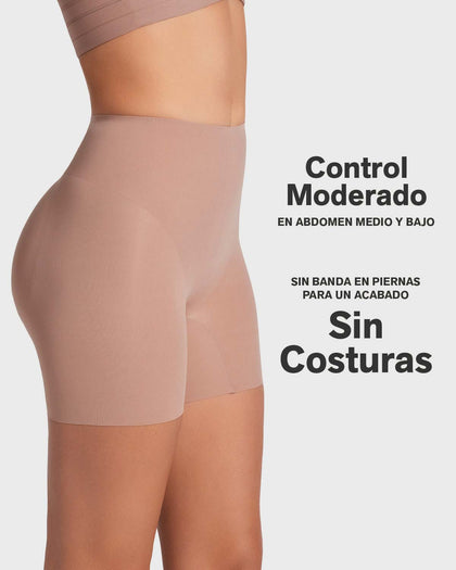 Short de compresión con almohadillas removibles levanta cola#color_857-cafe-medio