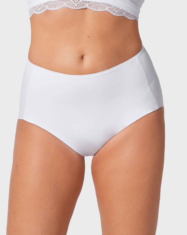 Panty clásico efecto invisible de control fuerte en abdomen
