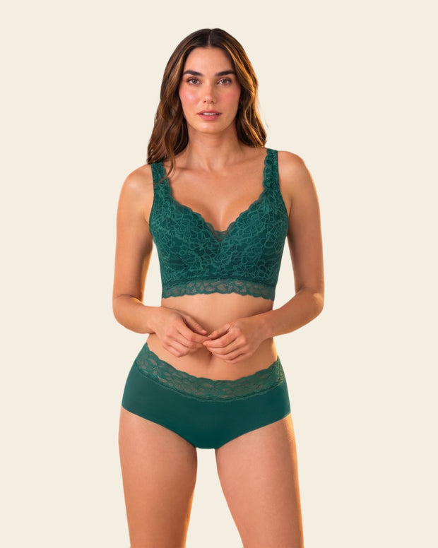 Panty-hípster-en-tela-ultraliviana-con-franja-de-encaje