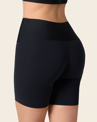 Short de compresión moderada aspecto invisible con fajón antideslizante#color_700-negro
