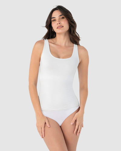 Camiseta de compresión moderada con doble capa en abdomen#color_000-blanco