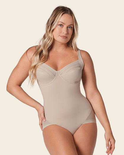 Body de control suave y copas con arco#color_802-cafe-claro