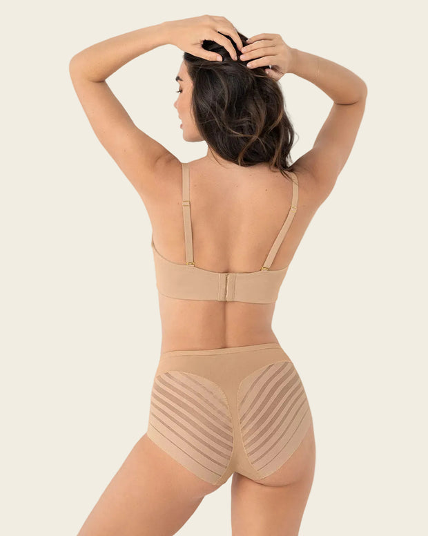 Brasier strapless ideal para busto mediano y grande