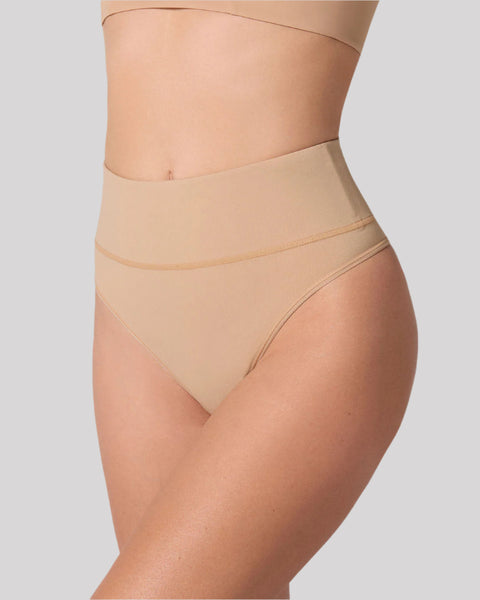 Brasilera de compresión moderada tiro alto en SkinFuse®#color_802-cafe-claro