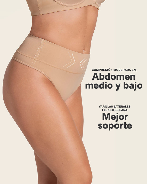 Brasilera de compresión moderada tiro alto en SkinFuse®