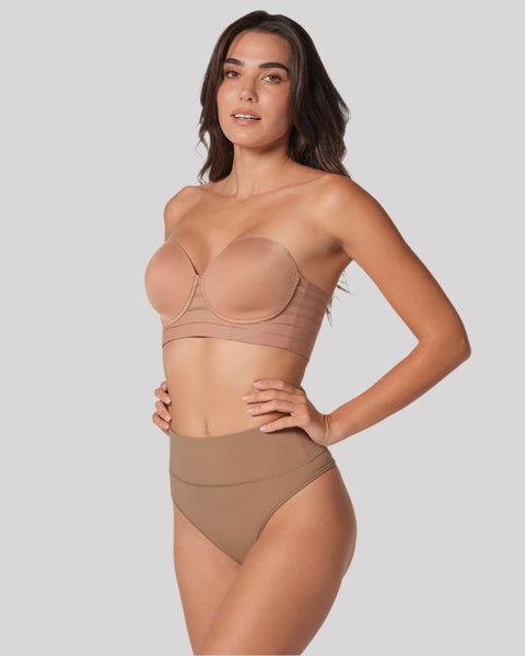 Brasilera de compresión moderada tiro alto en SkinFuse®#color_857-cafe-medio