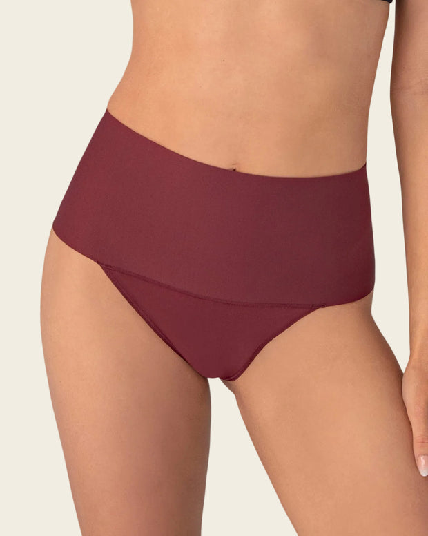 Panty faja brasilera con fajón ancho de compresión fuerte tiro alto