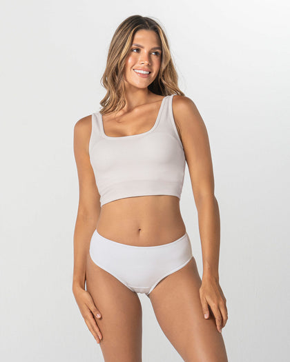 Panty clásico alto en pierna con compresión moderada en el abdomen#color_000-blanco